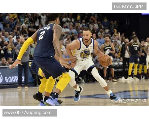 2016年勇士与灰雄的巅峰对决回顾与精彩瞬间分析