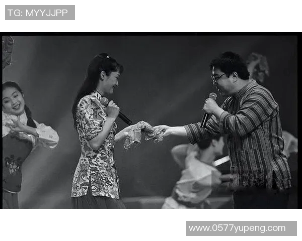 王岚的音乐之旅：从青涩歌手到华语乐坛璀璨明星的成长故事