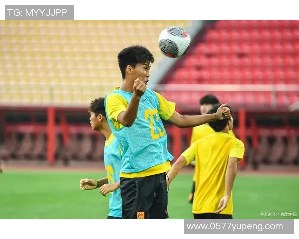 中国国青队迎战巴西体育队展现青春风采与国际足球实力的较量